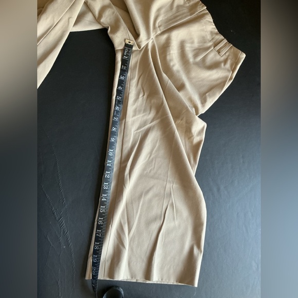 Talbots Beige Wide-Leg Capris 6 Petite - Picture 6 of 6